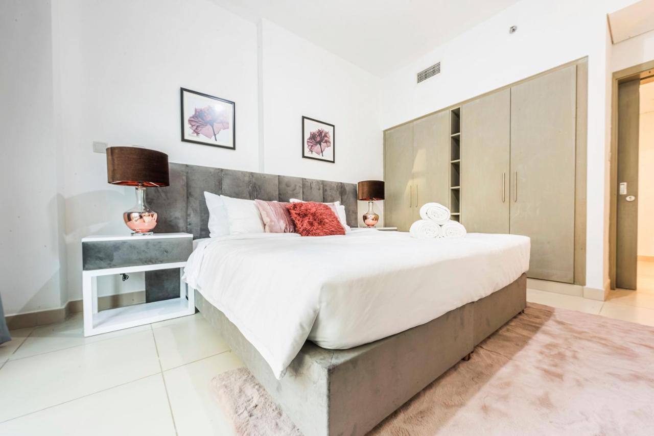 Bnbmehomes - The Lofts - Emaar ドバイ エクステリア 写真